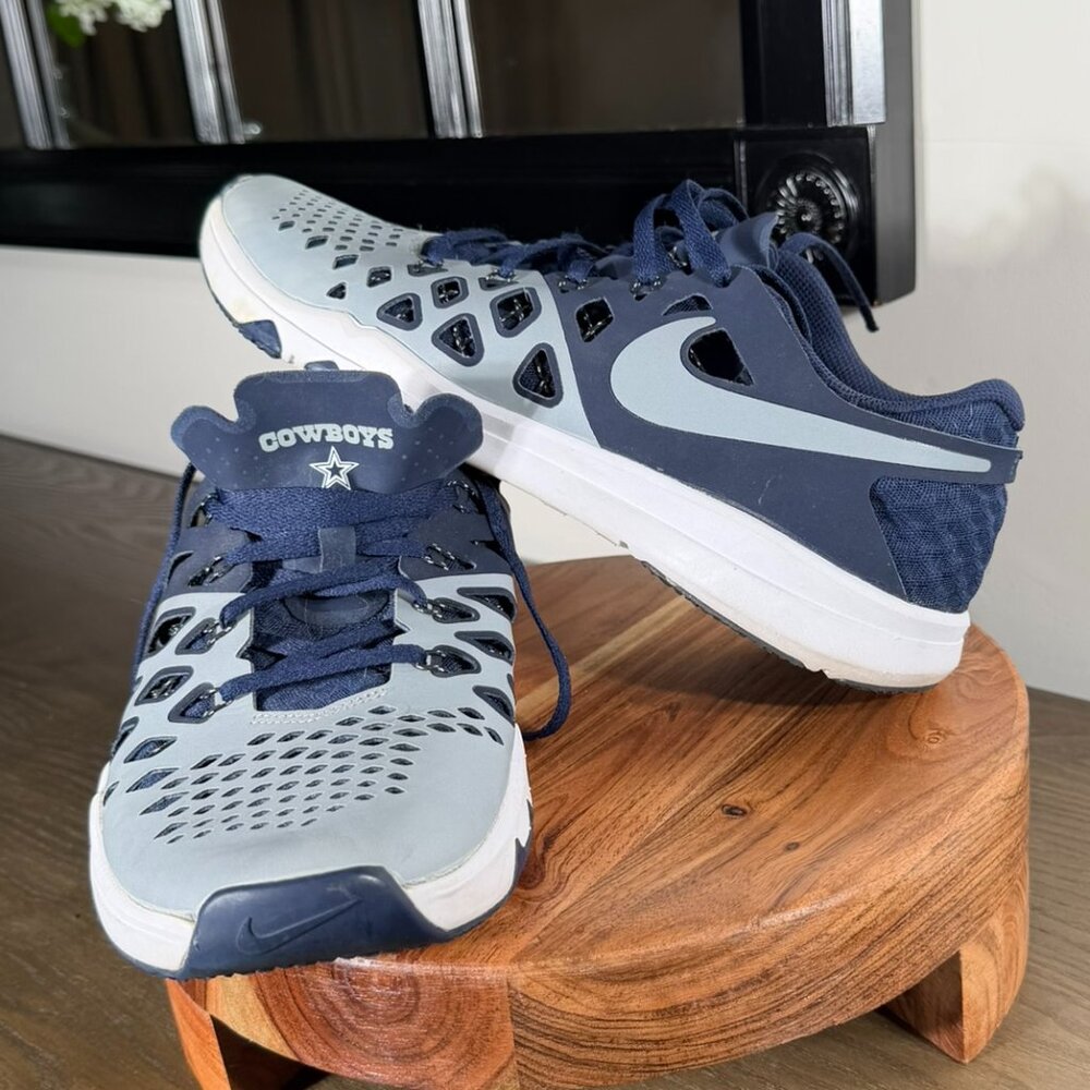 Nike Dallas Cowboys Sneakers Men’s 9.5 Blue Gray Athletic Shoes NFL Fan Gear